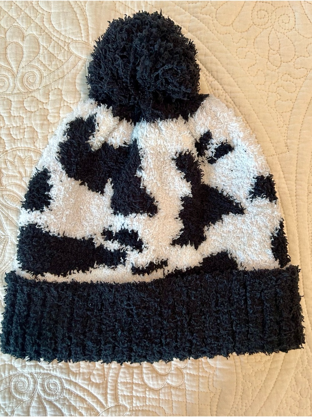Cozy Black & White Pom Knit Beanie Hat